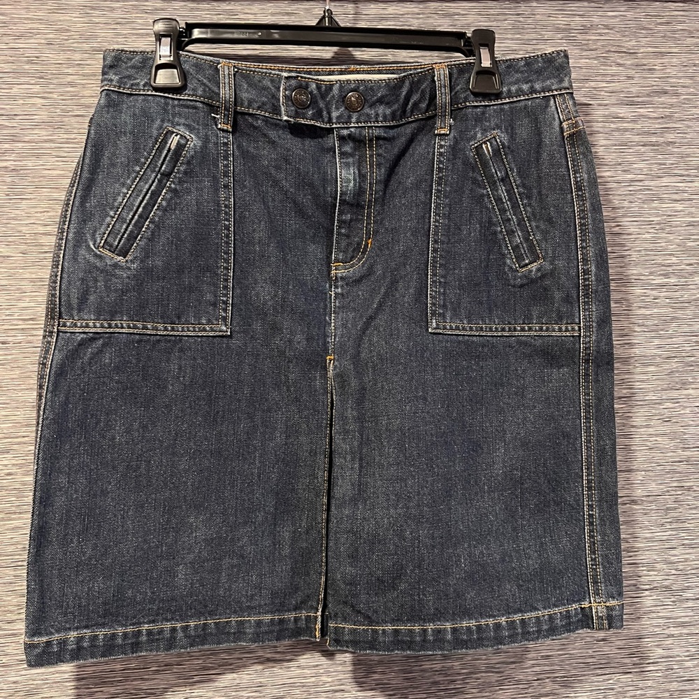 Women’s Skirt